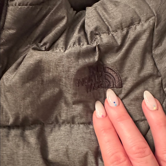 The North Face Gray Puffer Jacket - Picture 6 of 8